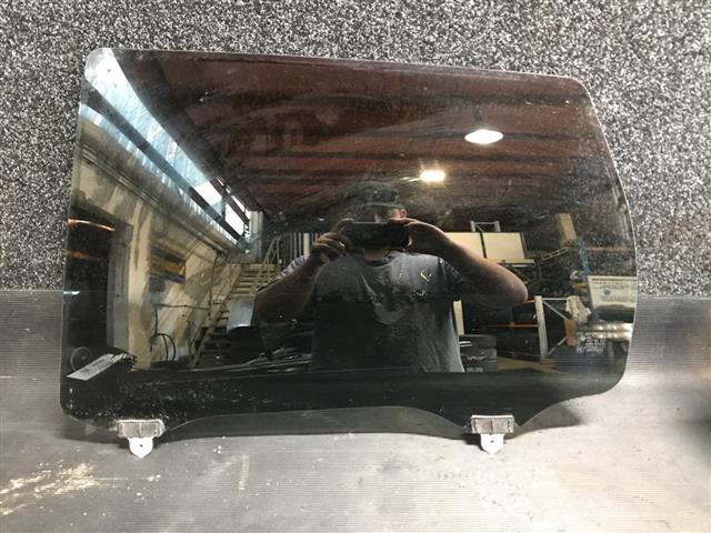 Lr Door Glass