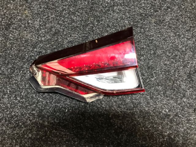 R Tailgate Light