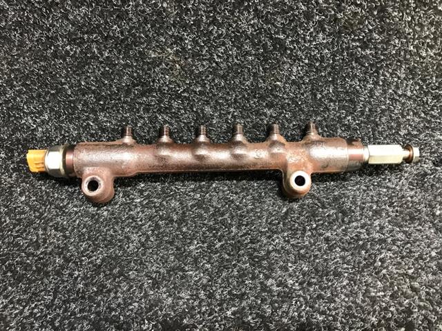 Fuel Injector Rail