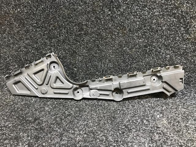Rr Bumper Retainer