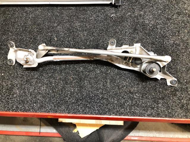 Front Wiper Rack Assy