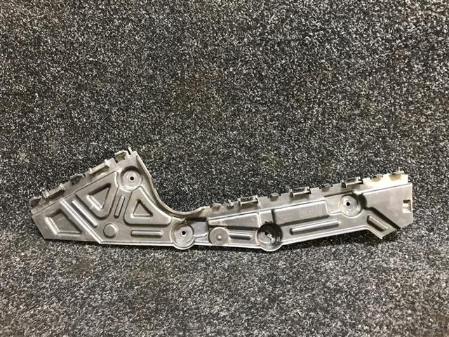 Rr Bumper Retainer