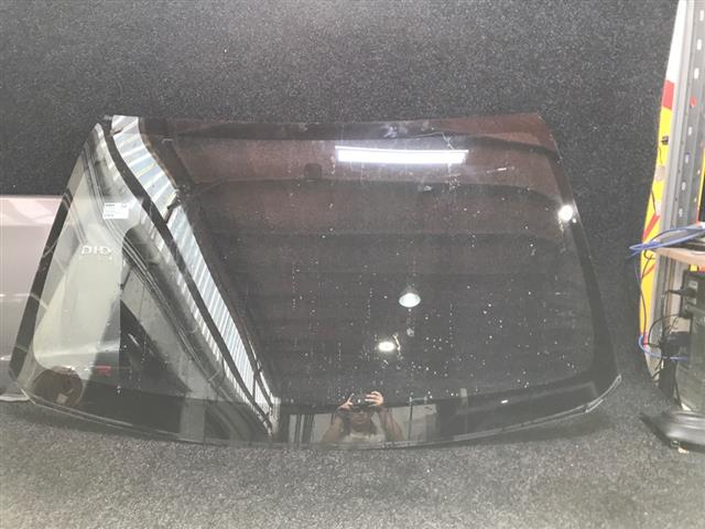 Front Windscreen Glass
