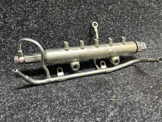 Fuel Injector Rail