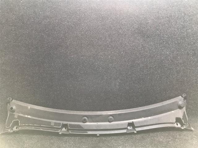 Bottom Windscreen Mould