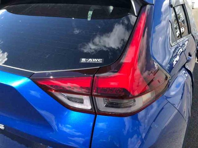 R Tail Light