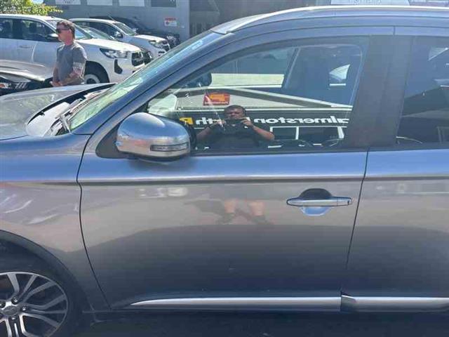 Lf Door Shell (moulding Type)