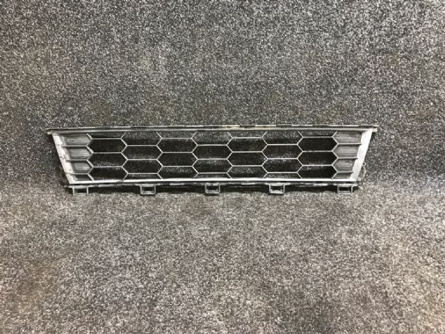 Front Bumper Grille