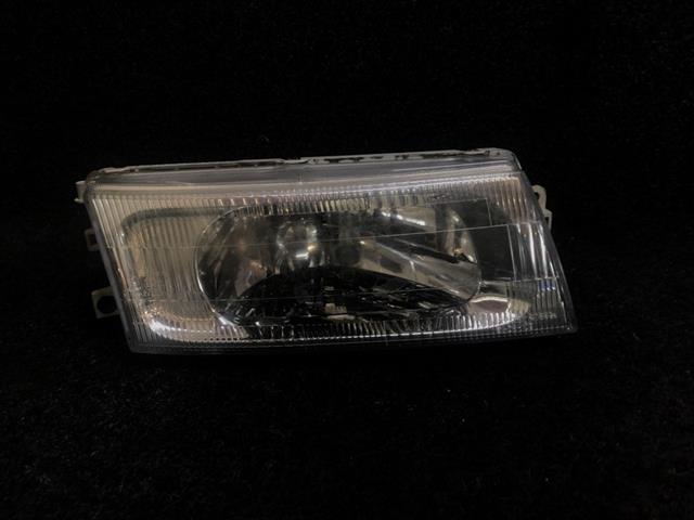 R Headlight