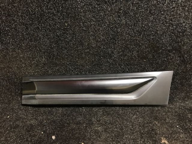 Lr Lower Door Moulding