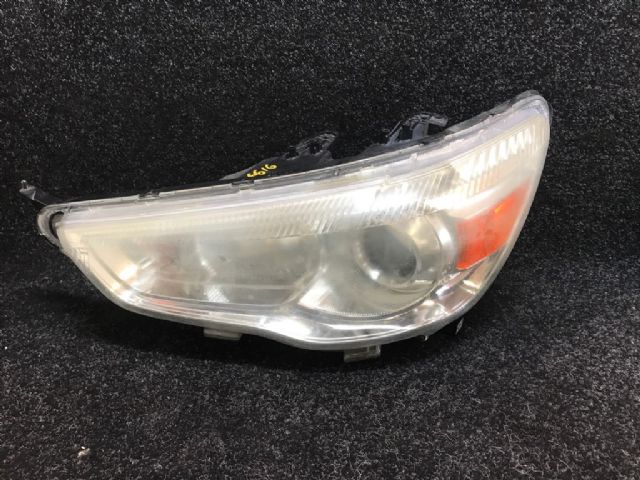 L Headlight (halogen)