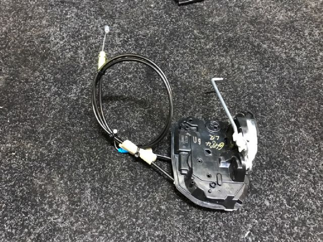 Lr Door Lock Mechanism