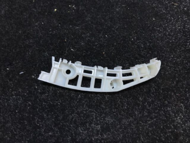 Lf Bumper Retainer
