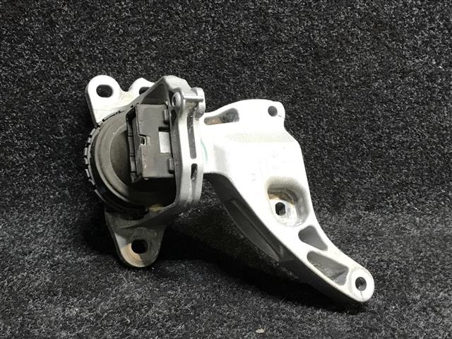 Right Engine Mount