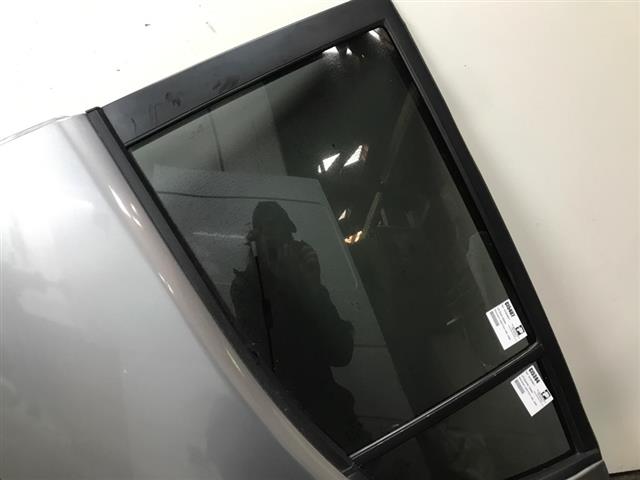 Lr Door Glass
