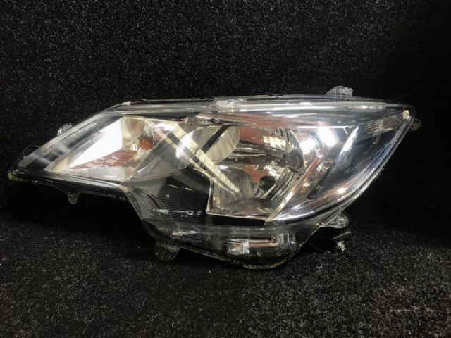 L Headlight (halogen)