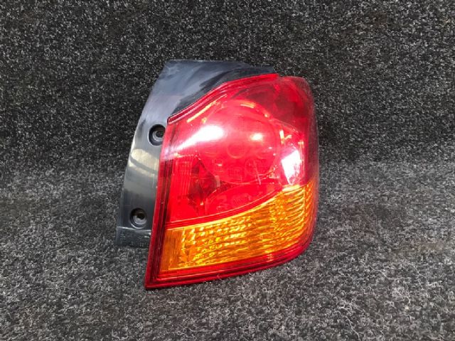 R Tail Light