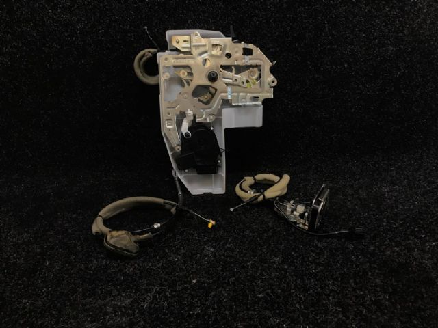 Lr Door Lock Mechanism