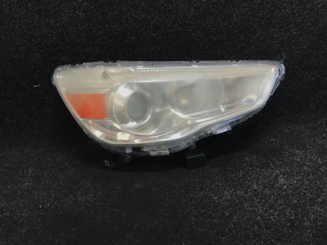 R Headlight (halogen)