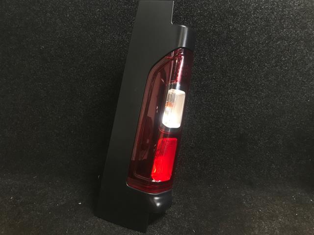 L Tail Light