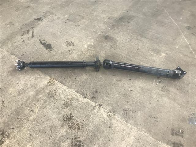 Driveshaft / Mid Shaft