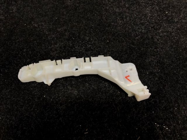 Lf Bumper Retainer