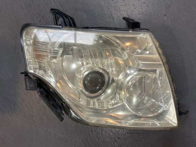 R Headlight (hid)