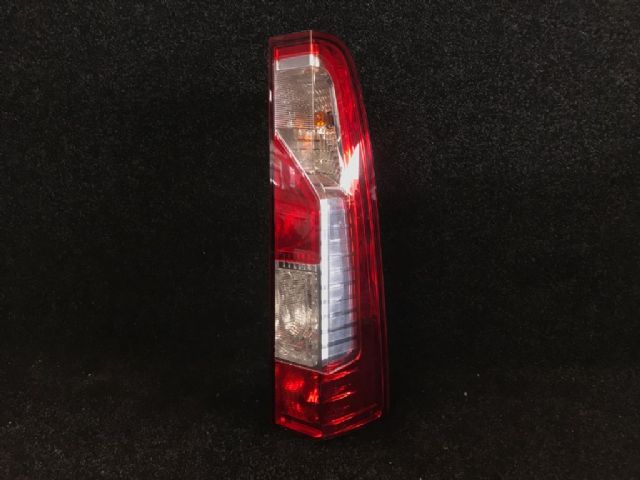R Tail Light