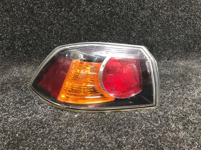 L Tail Light
