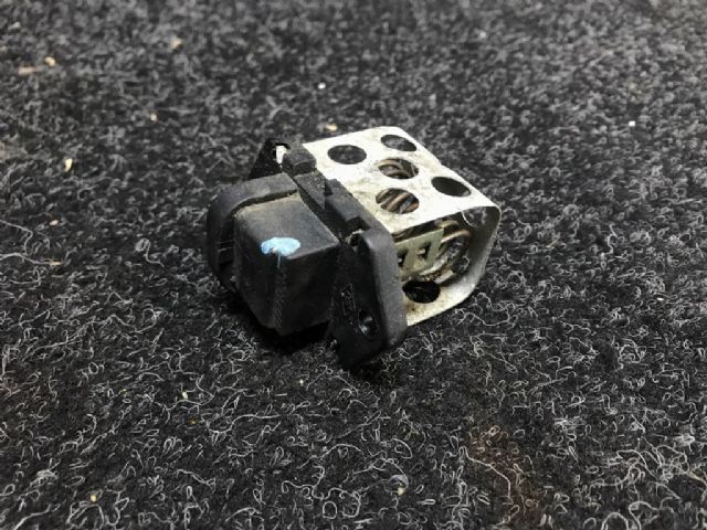 Radiator Cooling Fan Resistor