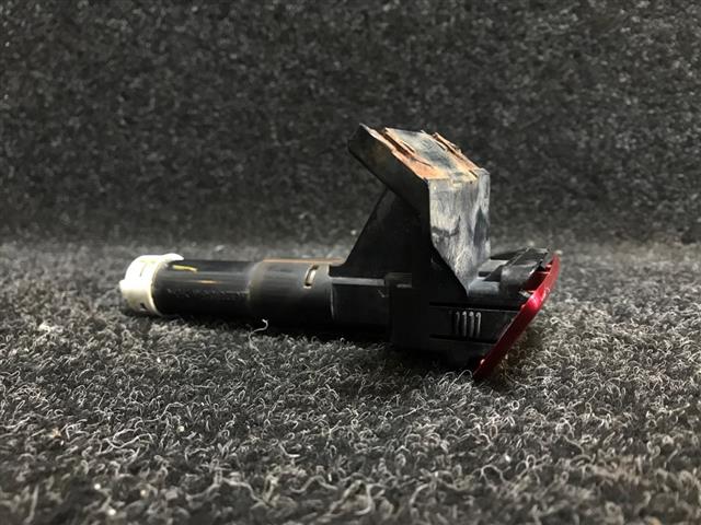 R Headlight Washer Jet