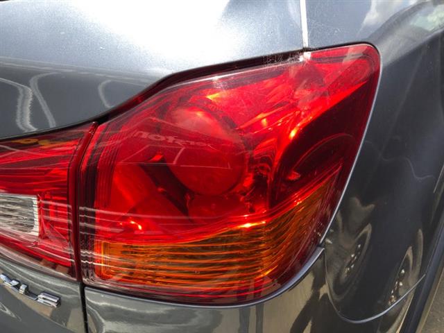 R Tail Light