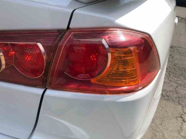 R Tail Light