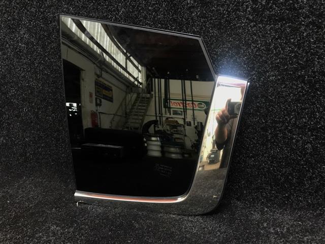 Lr Quarter Glass