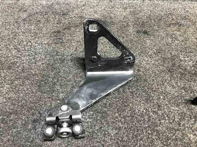 R Side Door Bottom Rollers
