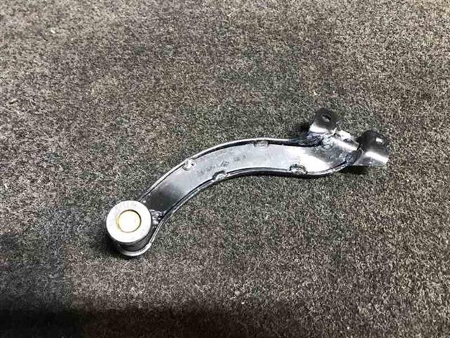 R Side Door Top Rollers