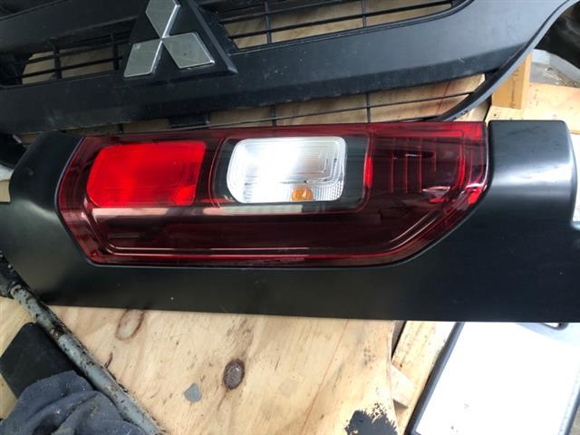 R Tail Light