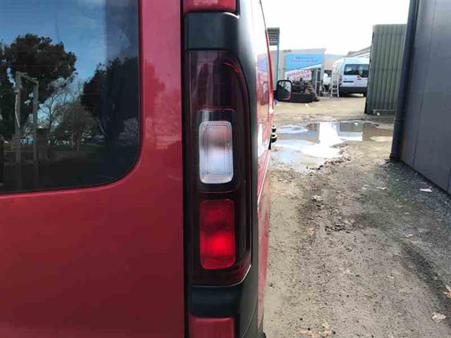 R Tail Light