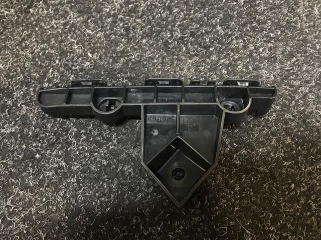 Rf Bumper Retainer