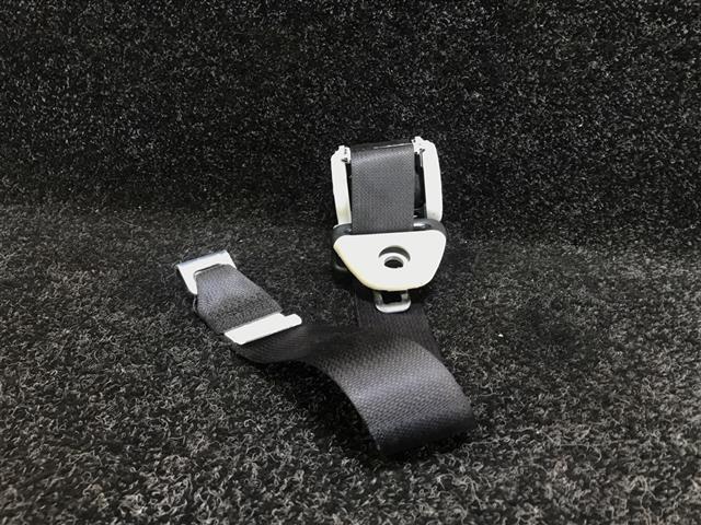 Lr Rear Seat Belt