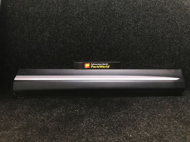 Rf Lower Door Moulding