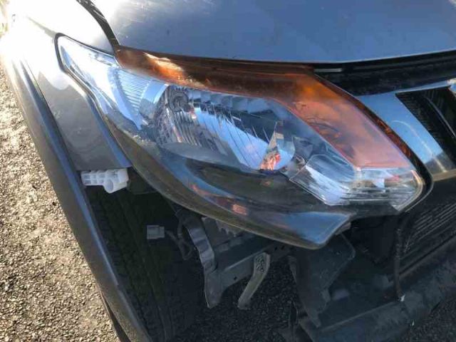 R Headlight (halogen)