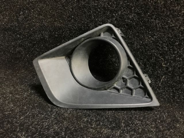 L Spotlight Bezel
