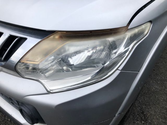 L Headlight (halogen)