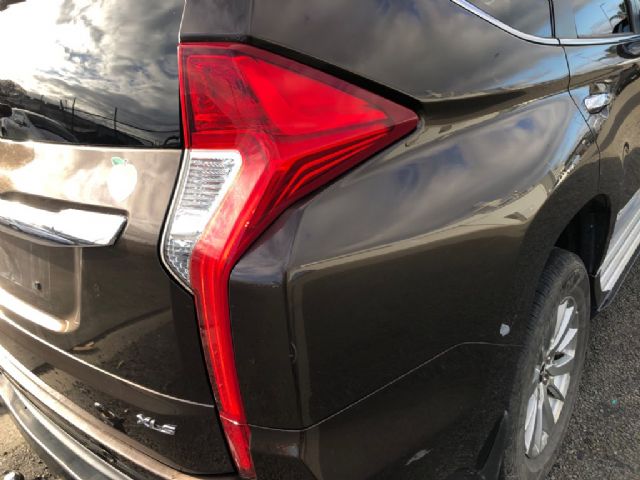 R Tail Light