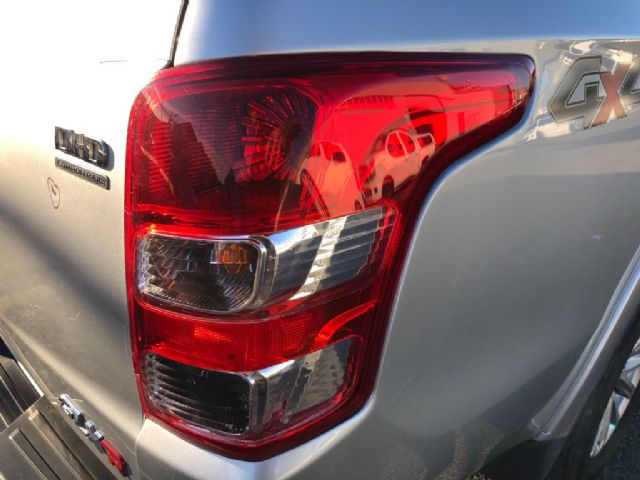 R Tail Light