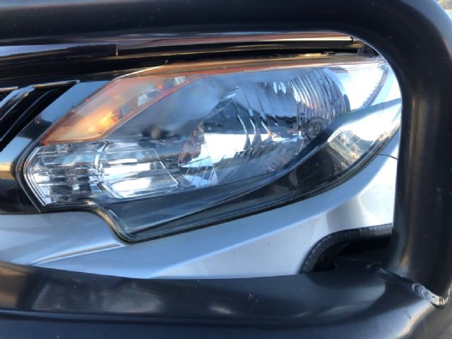 L Headlight (halogen)