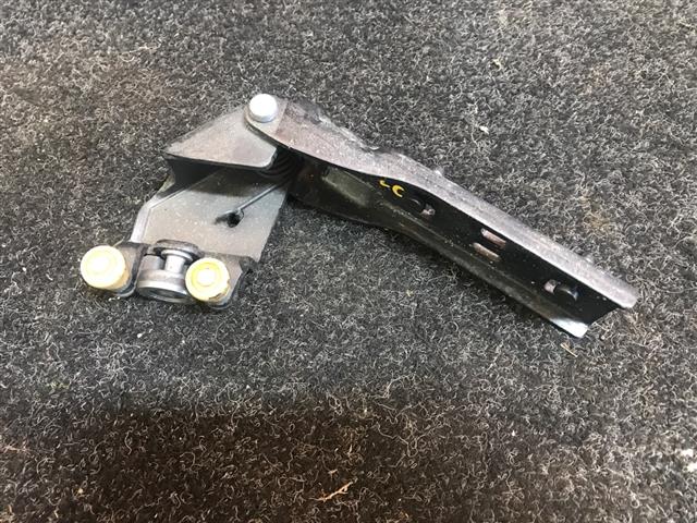 L Side Door Middle Rollers