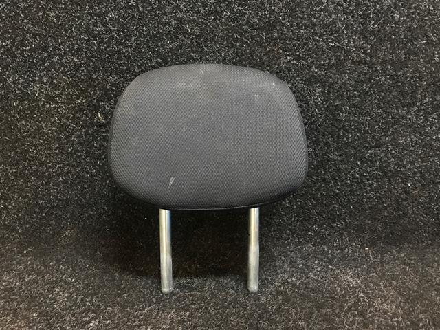 Rear Middle Seat Head Rest