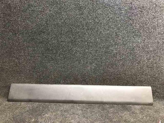Lr Door Moulding